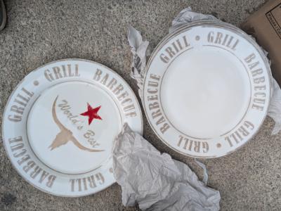 1 Pizza-Platte und 8 große Teller