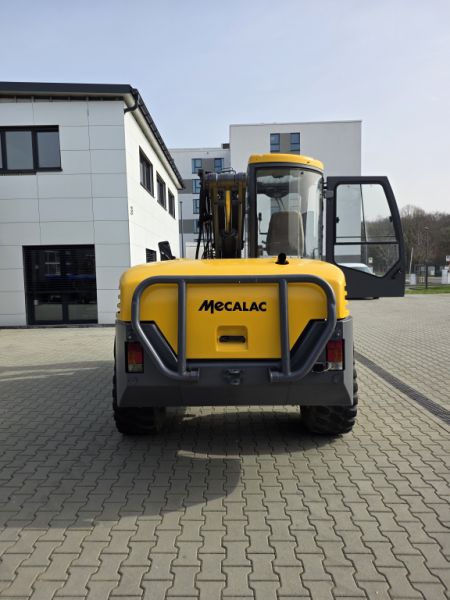 10 t Bagger zu vermieten