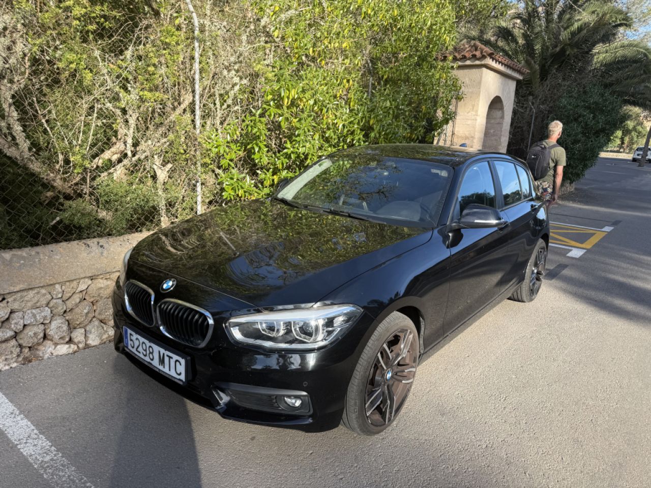 118d, yr. 2016, automatic, 2nd owner, air conditioning, navigation