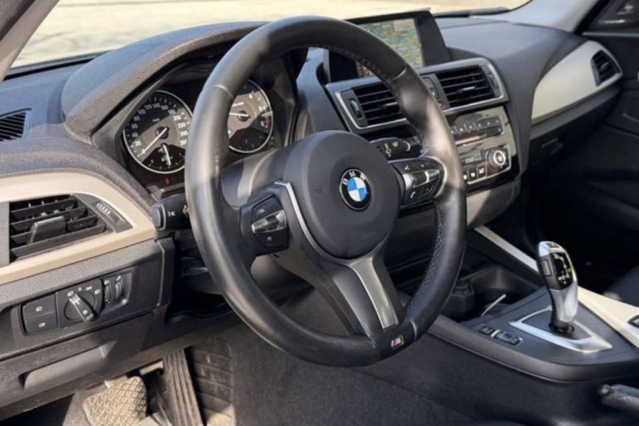 118d, yr. 2016, automatic, 2nd owner, air conditioning, navigation