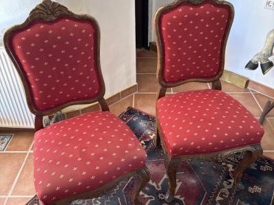 2 antique Baroque chairs made of cherry wood