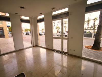 2 Etagen Geschäft-Lokal in erster Linie vom Paseo Maritimo