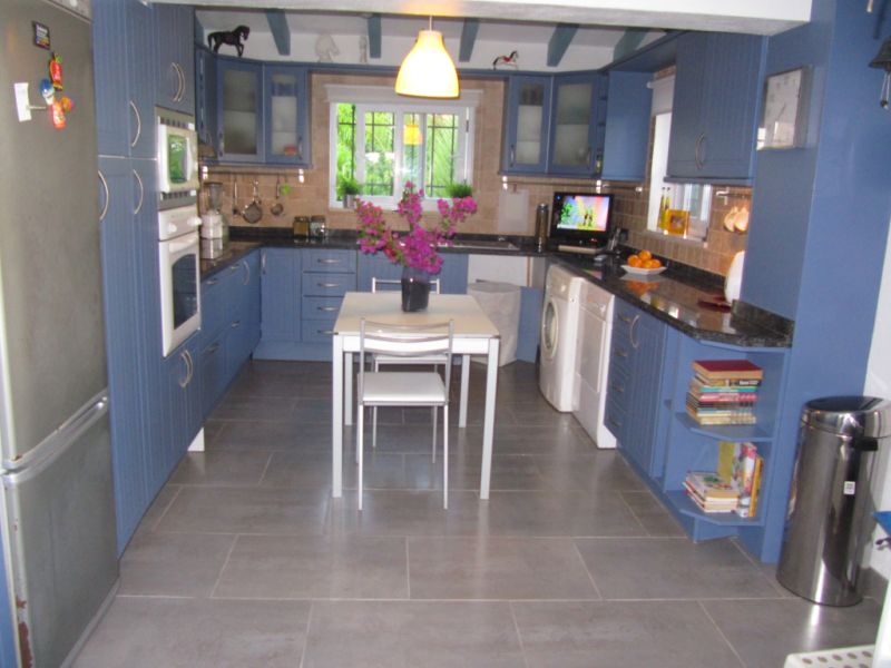 Chalet de 2 plantas con piscinas comunitarias, Ac en Marina Dor - Cala Dor-- CH 116