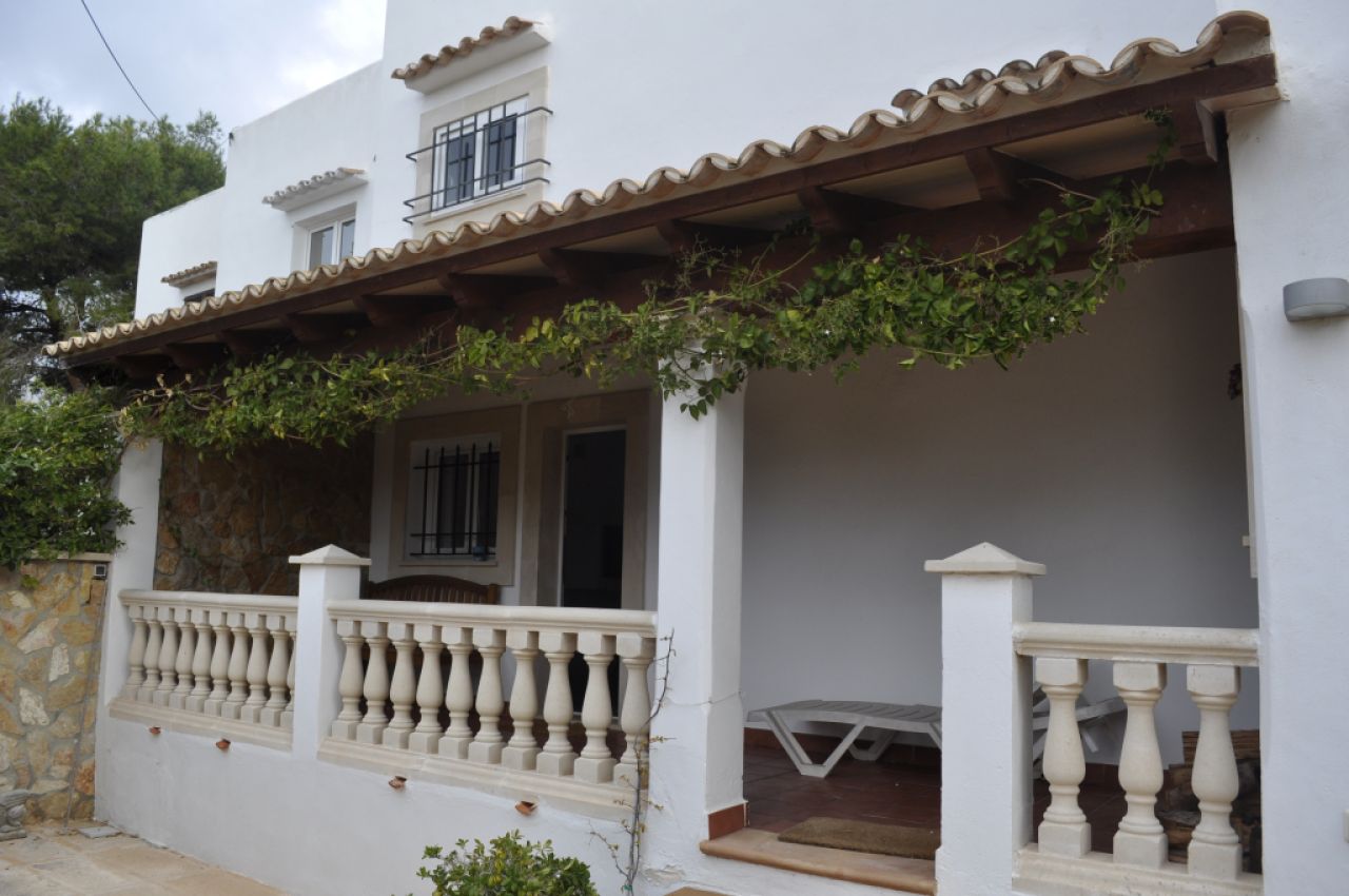 Chalet de 2 plantas con piscinas comunitarias, Ac en Marina Dor - Cala Dor-- CH 116