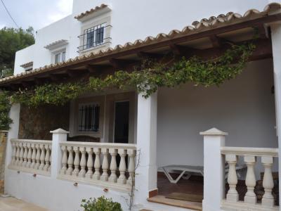 Chalet de 2 plantas con piscinas comunitarias, Ac en Marina Dor - Cala Dor-- CH 116