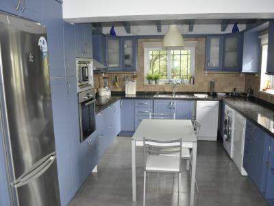 Chalet de 2 plantas con piscinas comunitarias, Ac en Marina Dor - Cala Dor-- CH 116