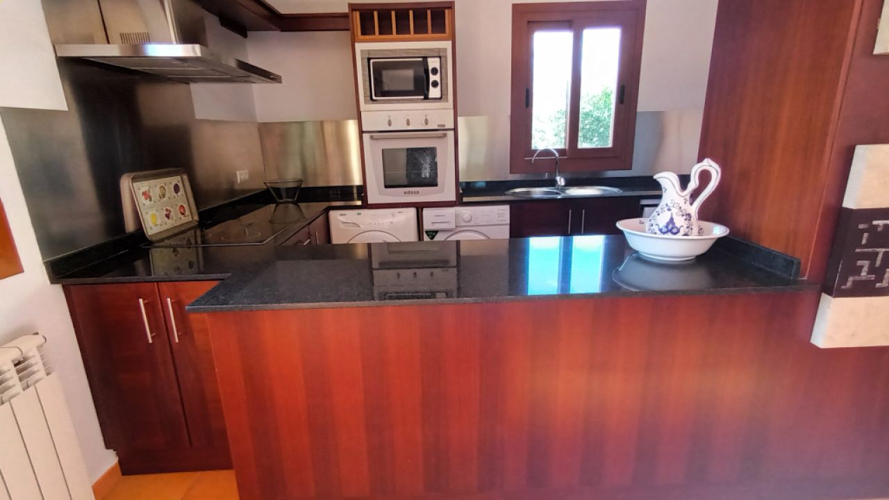 2-level finca with 2 separate apartments, pool and heating near Campos--- F 213