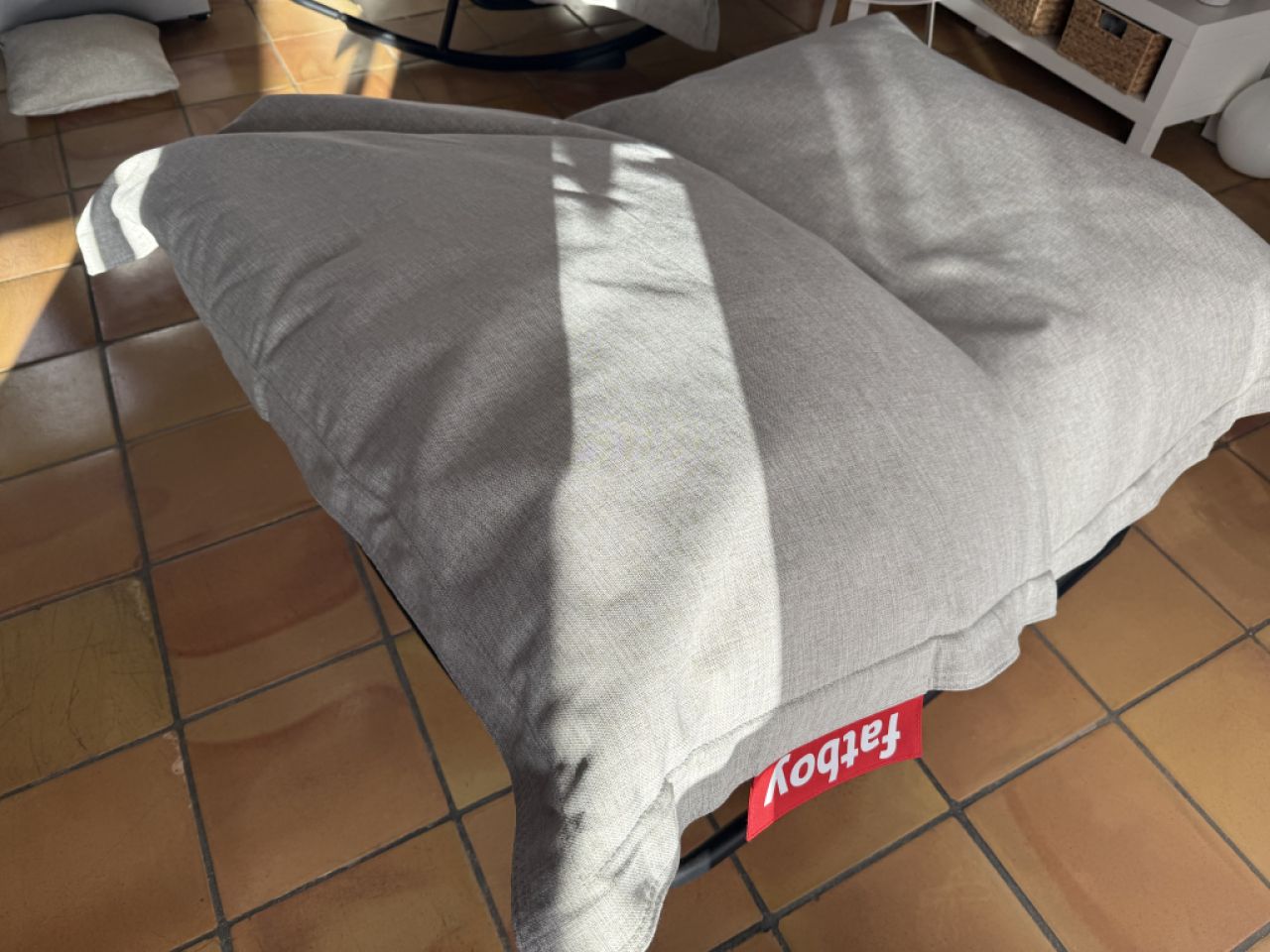 2 Fatboy rocking chairs with grey cushions – like new – pickup in Mallorca