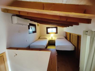 2 Fincas auf einem Grundstück mit eigenem Pool, AC und Kaminen bei Campos -- F 92 a + b WT