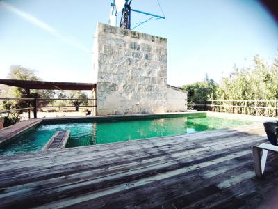 2 Fincas auf einem Grundstück mit eigenem Pool, AC und Kaminen bei Campos -- F 92 a + b WT