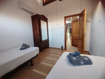 2 Fincas auf einem Grundstück mit eigenem Pool, AC und Kaminen bei Campos -- F 92 a + b WT