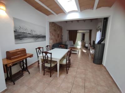 2 Fincas auf einem Grundstück mit eigenem Pool, AC und Kaminen bei Campos -- F 92 a + b WT