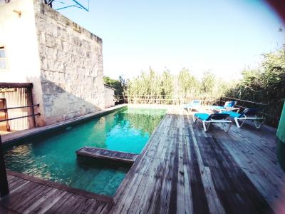 2 Fincas auf einem Grundstück mit eigenem Pool, AC und Kaminen bei Campos -- F 92 a + b WT