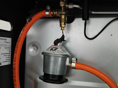 2 Household liquidations:Plants,