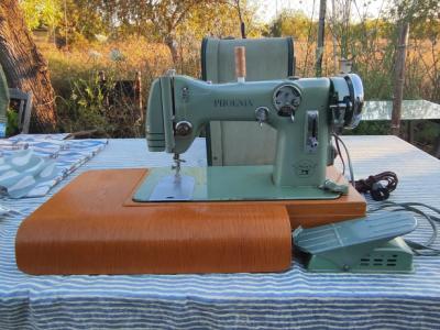 2 Household liquidations:Plants,