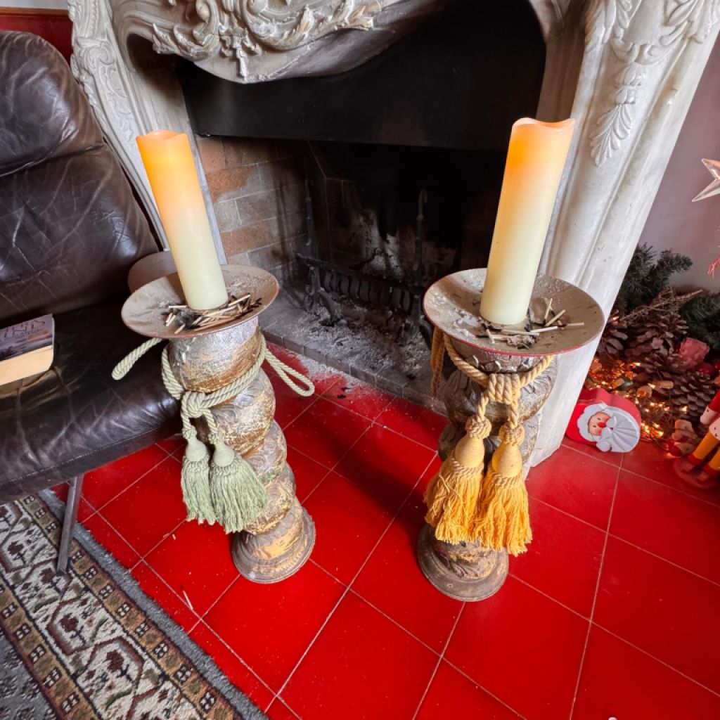 2 Kerzenständer Holz