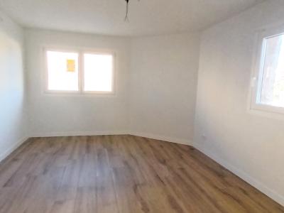 2 CASAS ADOSADAS NUEVAS en Es LLombards con patio -- RH 35 a + b