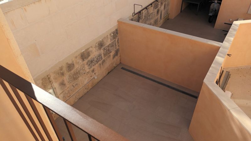 2 CASAS ADOSADAS NUEVAS en Es LLombards con patio -- RH 35 a + b