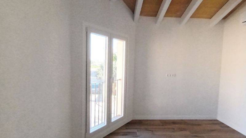 2 CASAS ADOSADAS NUEVAS en Es LLombards con patio -- RH 35 a + b