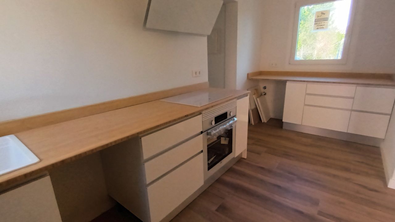 2 CASAS ADOSADAS NUEVAS en Es LLombards con patio -- RH 35 a + b