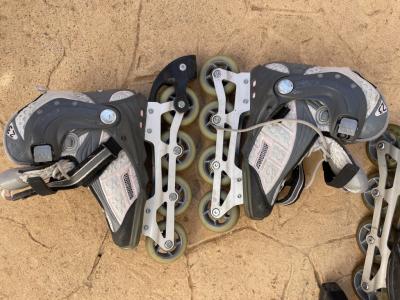 2 pairs of inline skates, sizes 38 and 39, incl. protective pads, see pictures