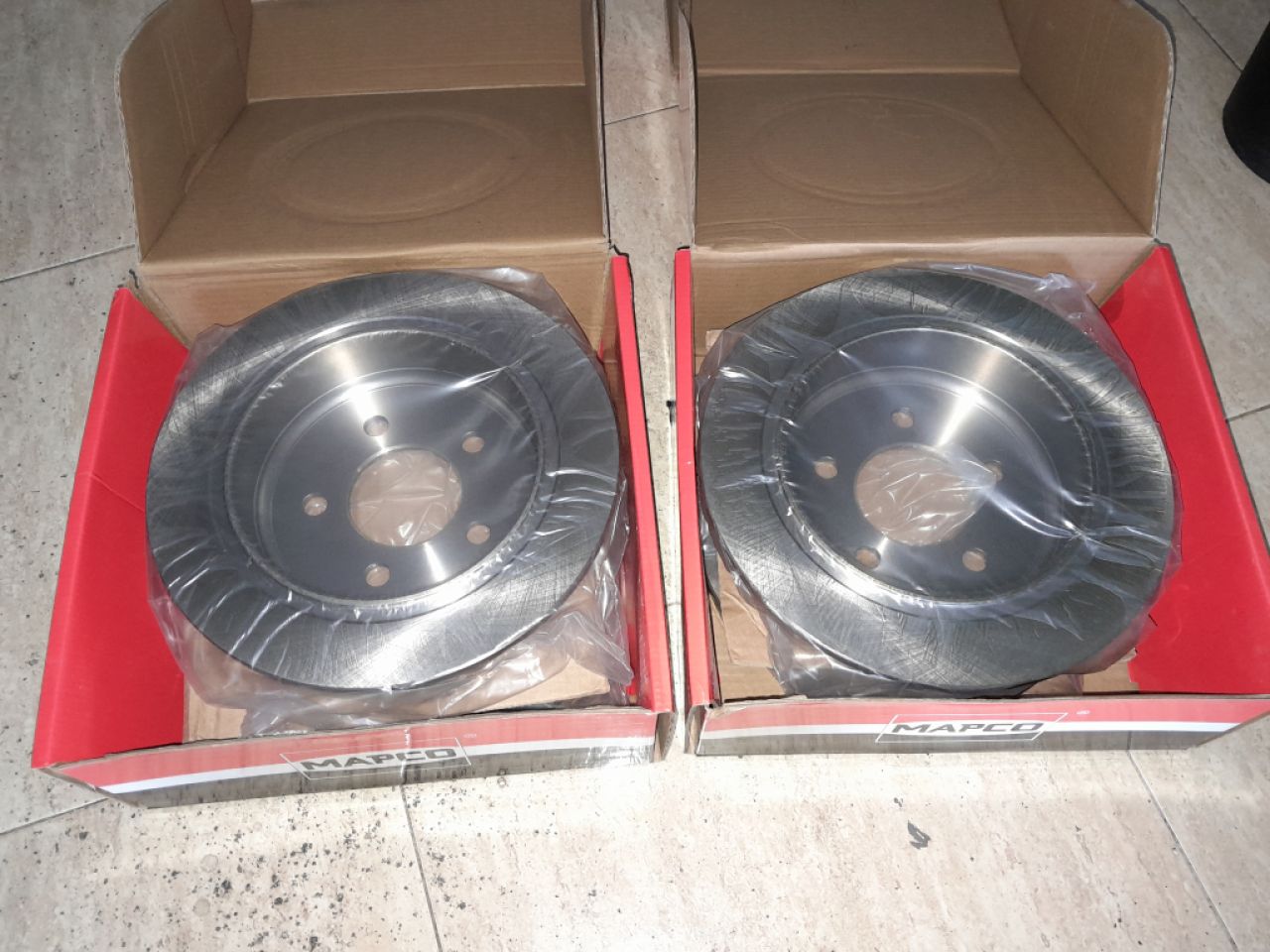 2 paquetes de 2x discos de freno para el eje trasero, MAPCO 25990 para JEEP Wrangler y Cherokee