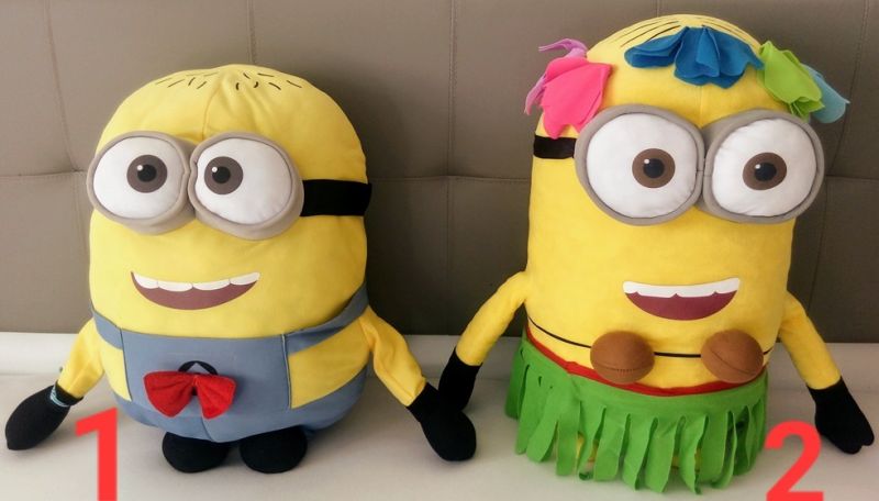 2 huge Minions for sale LIKE NEW