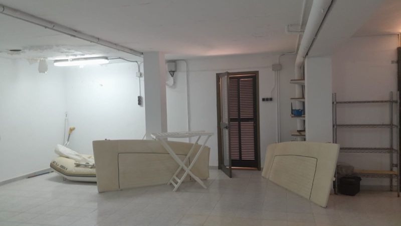 2 stöckige Finca mit sep. Gästeapartment und traumhaften Garten bei Ses Salines -- F 62 VK