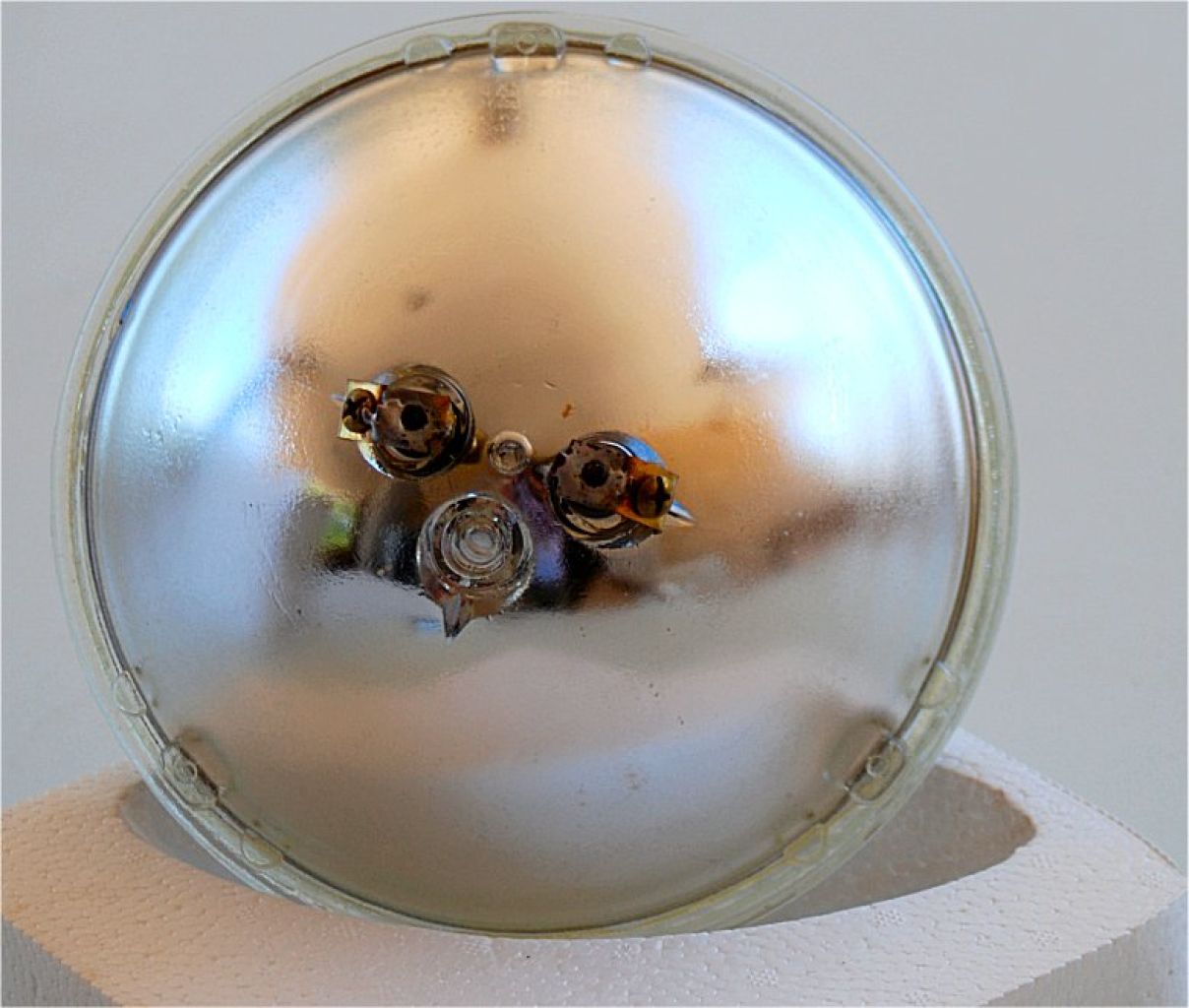 2 pieces new RGB LED pool headphones in orig. packaging, 12 V AC – 24 W