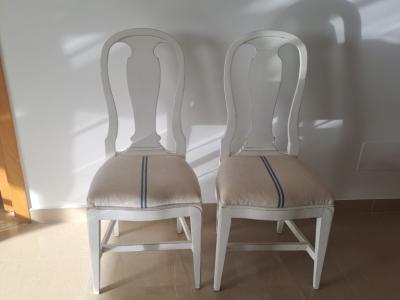 2 Vintage Stühle zu verkaufen