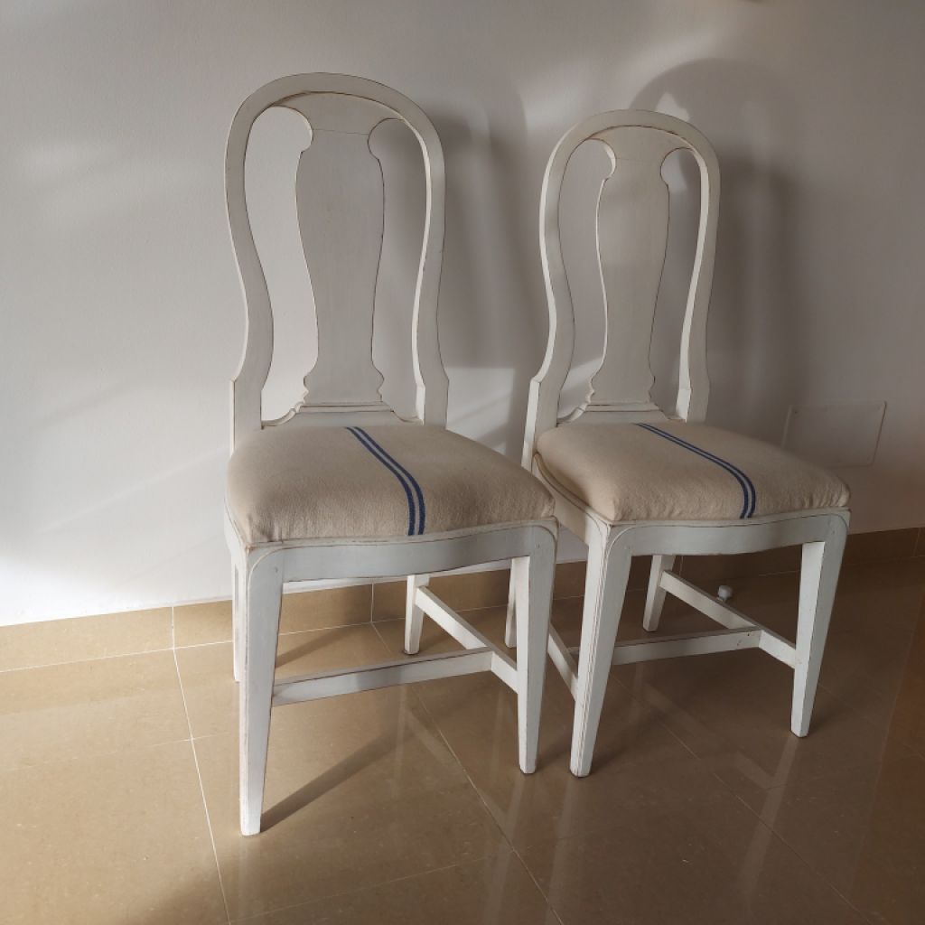 2 Vintage Stühle zu verkaufen