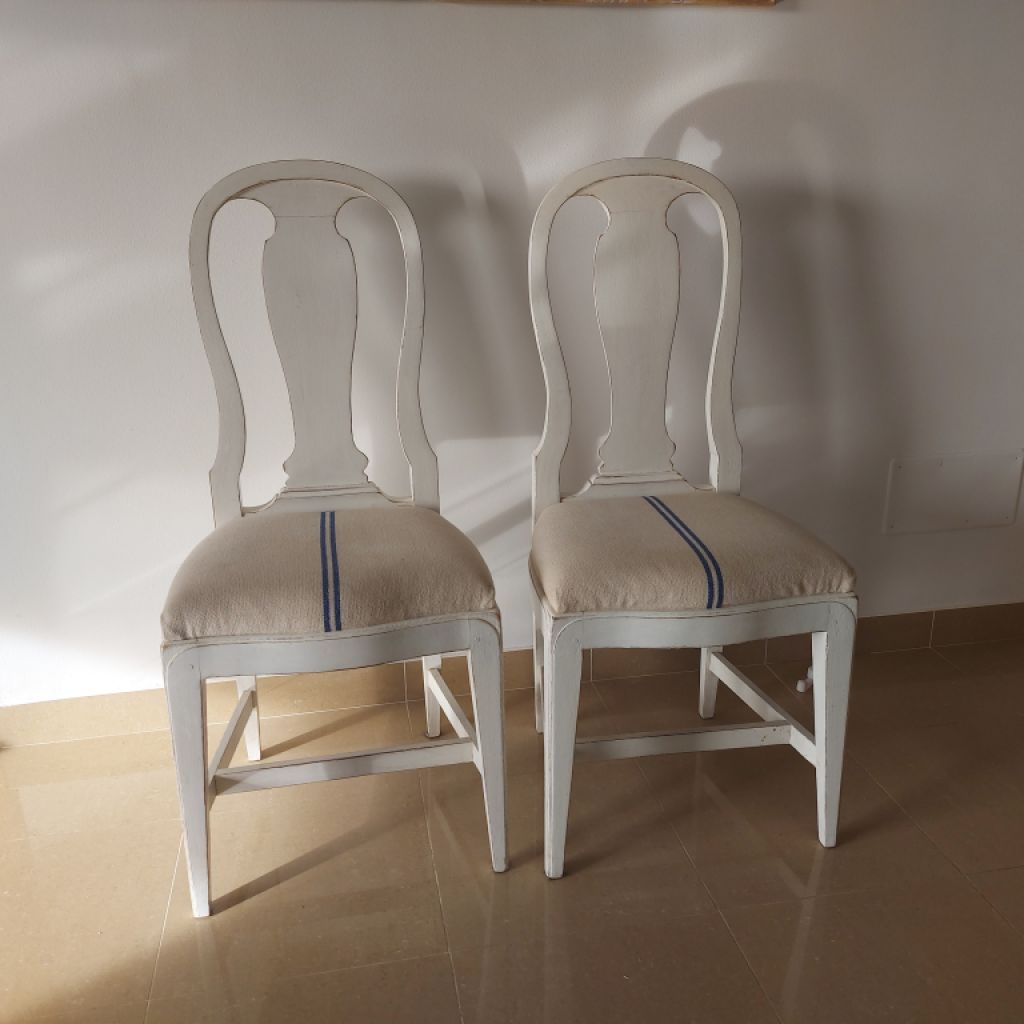 2 Vintage Stühle zu verkaufen