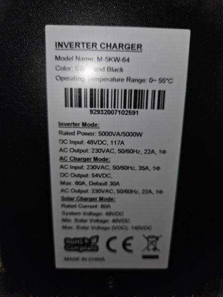 2 Wechselrichter je 5 KW und 24 Batterien