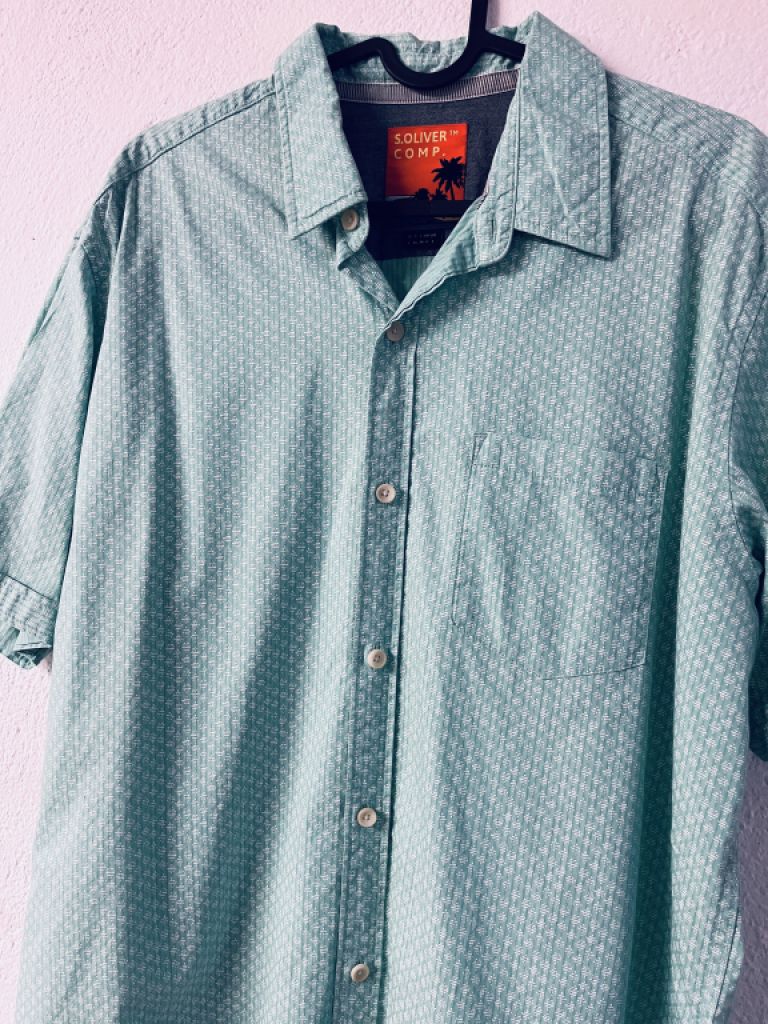 Set of 2 S. Oliver Short Sleeve Shirts, Size L – Top Condition!