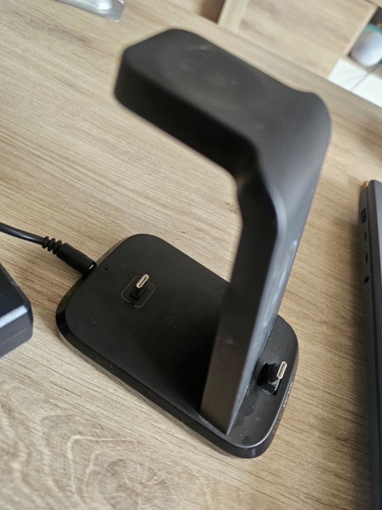 3 in 1 VCVS 30W USB-C Superschnell-Ladestation, die 3 Geräte gleichzeitig laden kann