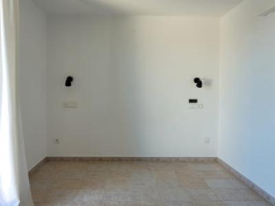 3 stöckiges Chalet mit Heizung, Pool an der Bucht von Cala Marsal -- CH 40 a