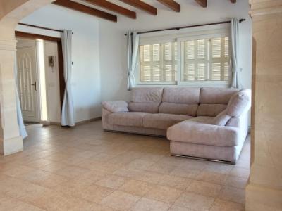 3 stöckiges Chalet mit Heizung, Pool an der Bucht von Cala Marsal -- CH 40 a