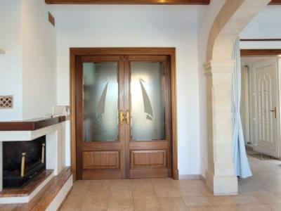 3 stöckiges Chalet mit Heizung, Pool an der Bucht von Cala Marsal -- CH 40 a