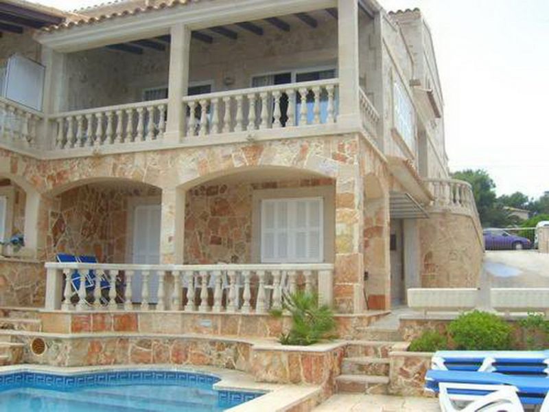 3-storey chalet with oil heating, pool on the front line of Cala Marsal bay - PC -- CH 40a