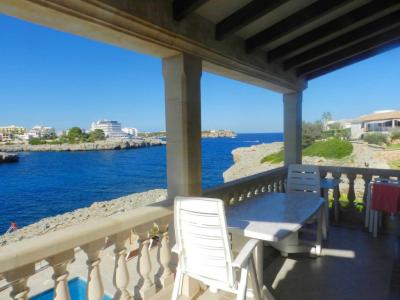 3-storey chalet with oil heating, pool on the front line of Cala Marsal bay - PC -- CH 40a