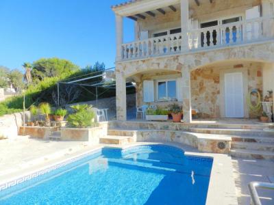 3-storey chalet with oil heating, pool on the front line of Cala Marsal bay - PC -- CH 40a