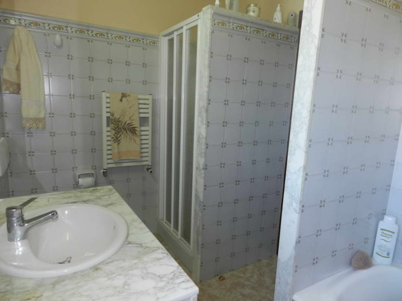 3-storey chalet with oil heating, pool on the front line of Cala Marsal bay - PC -- CH 40a