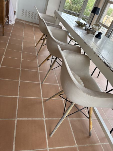 3 chairs similar to "Eames"