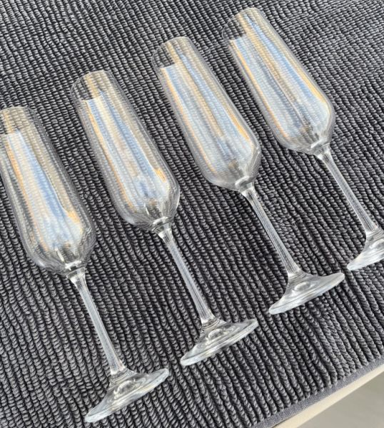 4 Champagnergläser
