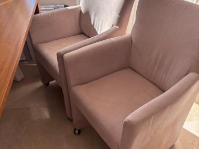 4 sillas de comedor tapizadas con ruedas, muy cómodas