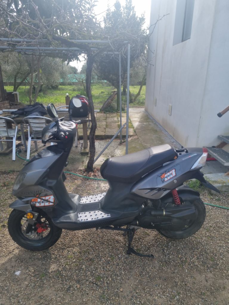 50cc Roller in top Zustand – 750 €