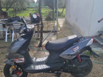 50cc Roller in top Zustand – 750 €