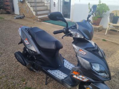 50cc Roller in top Zustand – 750 €