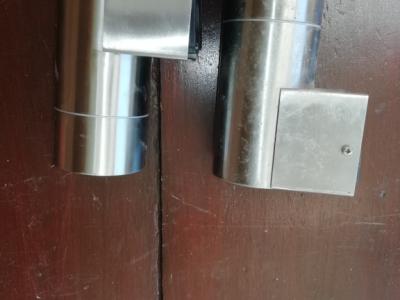 6 stainless steel lamps - ceiling or wall mounting possible