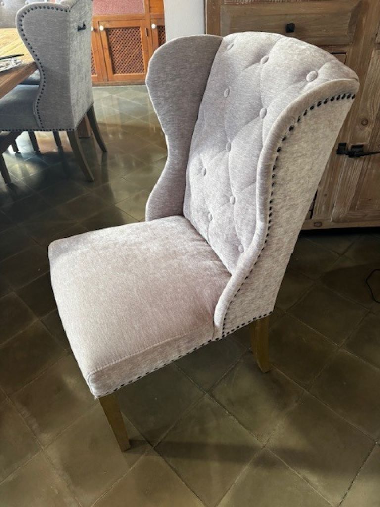 6 sillas - Elegantes sillas tapizadas estilo Chesterfield como nuevas